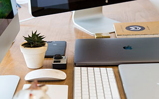 半壁娱乐圈扎堆春节档 电影春晚背后内容为王