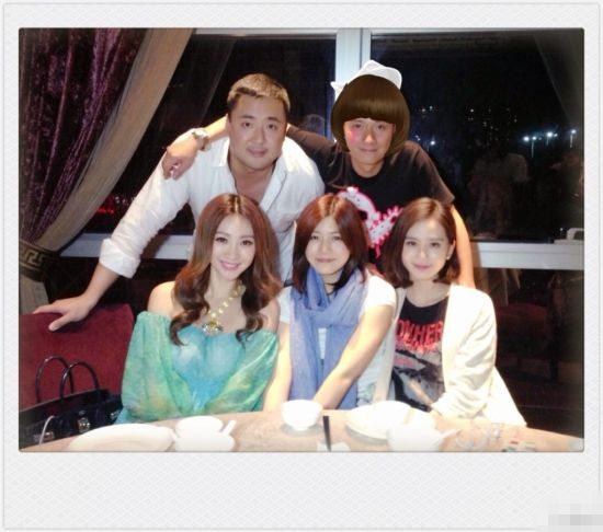 直击明星生日趴奢靡场面：大小S制服秀色诱老公