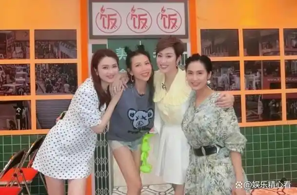 矮个子女星身高揭秘_娱乐圈哪些女名星很矮_脸高身矮女明星