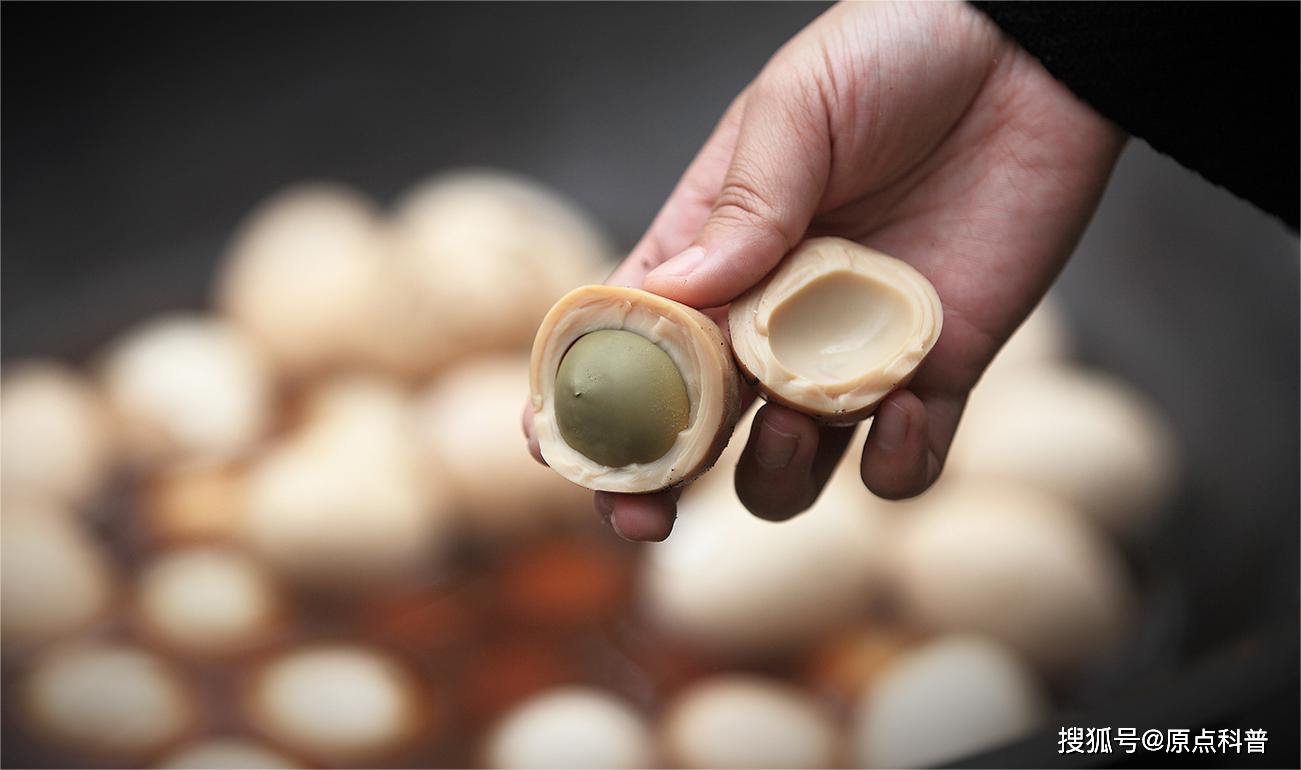 中国黑暗料理盘点_黑暗料理排行榜前十名网红,_云南昆虫宴特色菜