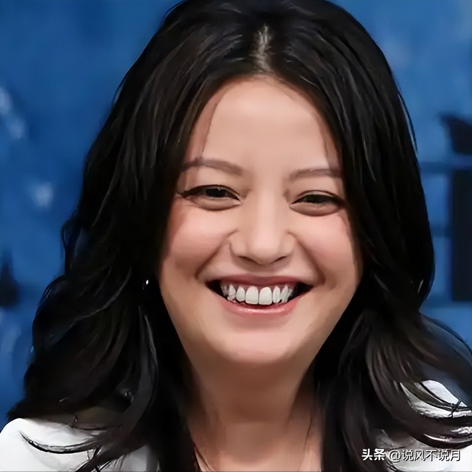 赵薇被封杀后女儿复出_赵薇现在还在娱乐圈吗_赵薇被执行冻结股权事件