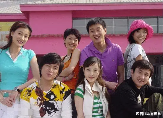 娱乐圈妈宝男 朱雨辰 妈妈过度干预感情_娱乐圈妈宝多